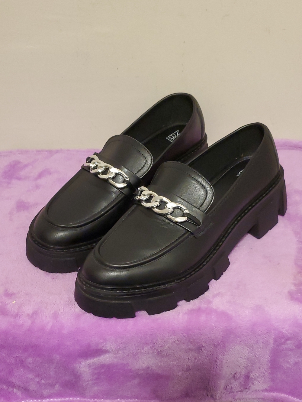 No Boundaries Black Chunky Loafers with Silver Chain